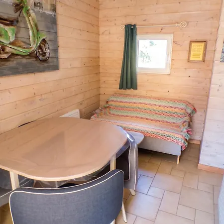 Сasa de vacaciones Maison Cosy Avec Piscine A *